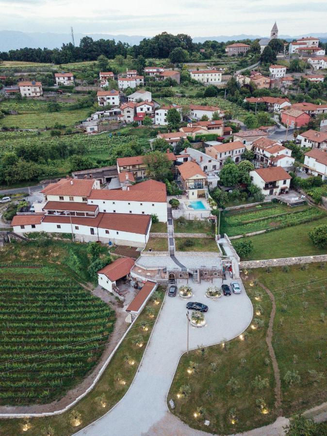 Sežana Apartment Trieste Hermes Art מראה חיצוני תמונה