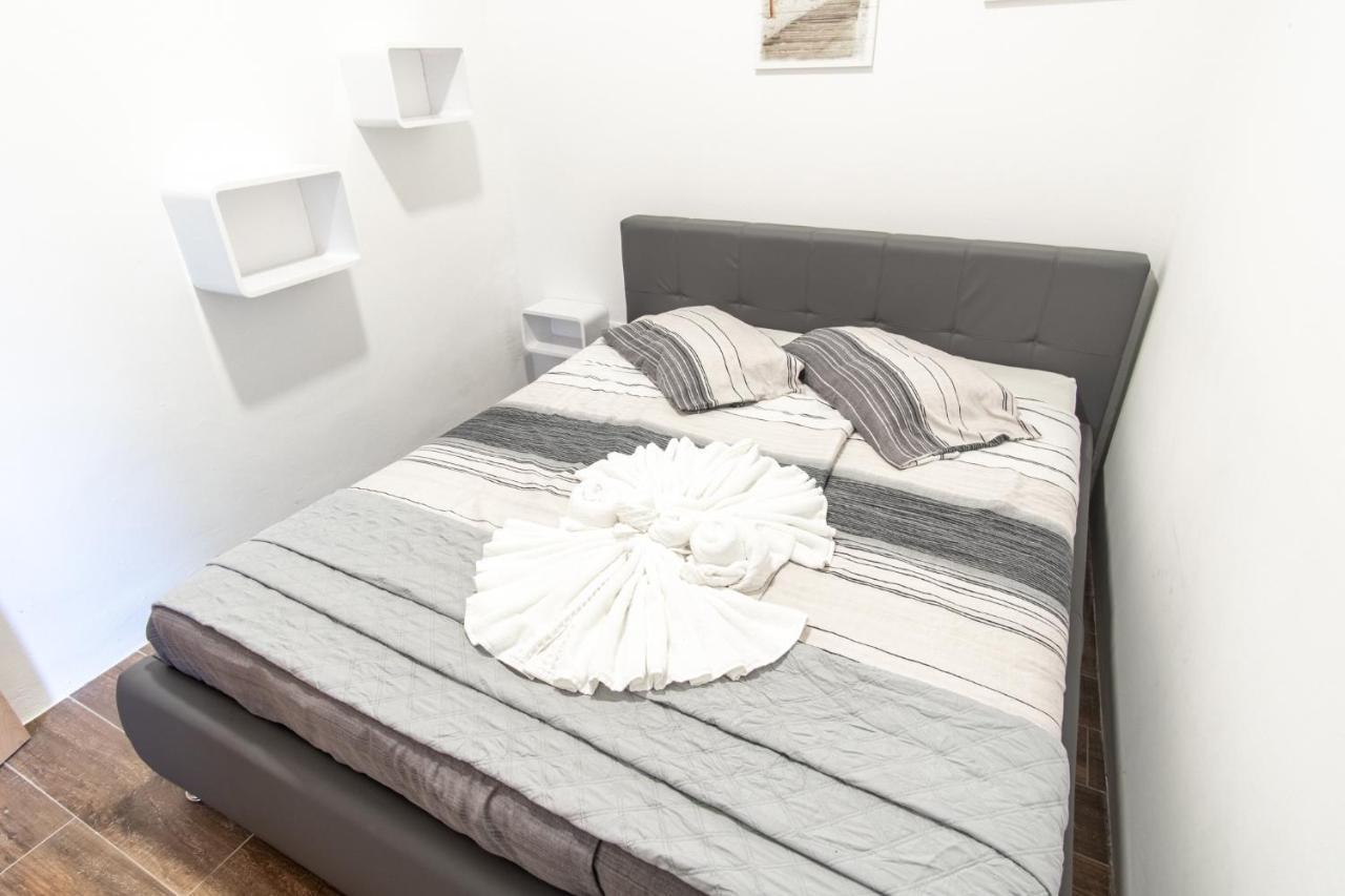 Sežana Apartment Trieste Hermes Art מראה חיצוני תמונה