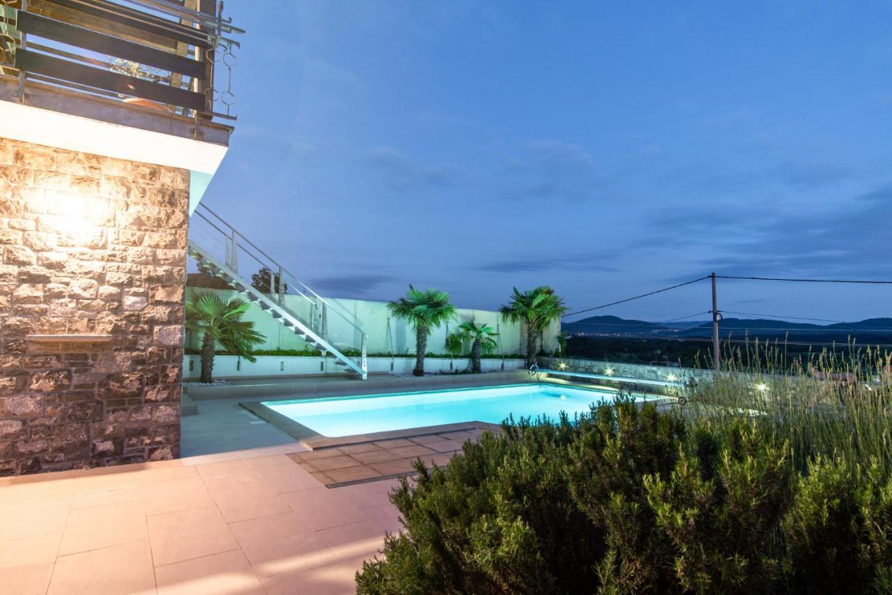 Sežana Apartment Trieste Hermes Art מראה חיצוני תמונה